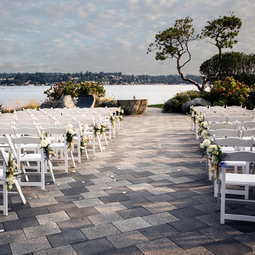 outdoor wedding seating